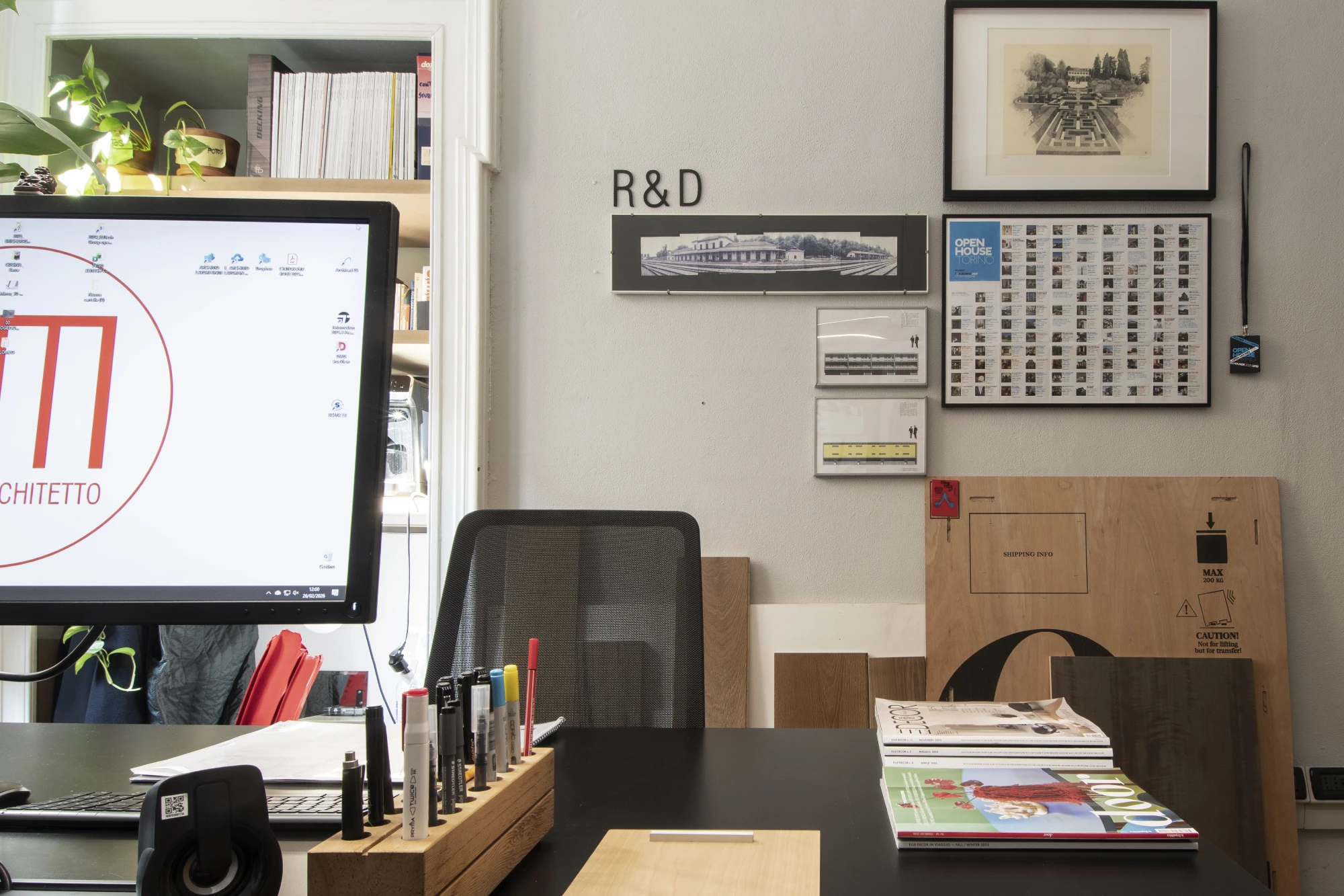 Nella foto lo studio dell'Arch Enrico Merola